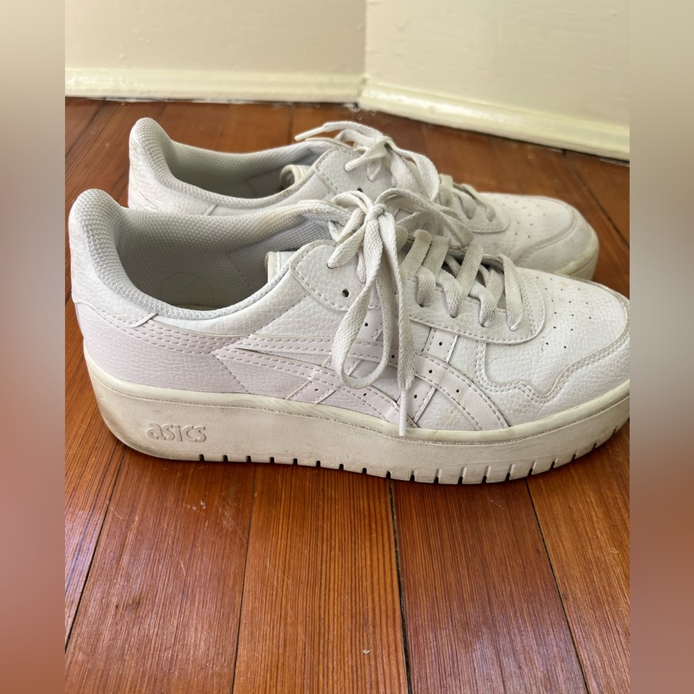 ASICS women’s sneakers 9